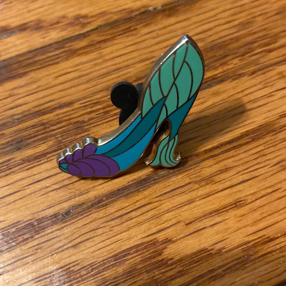 Disney Ariel  Pin shoe